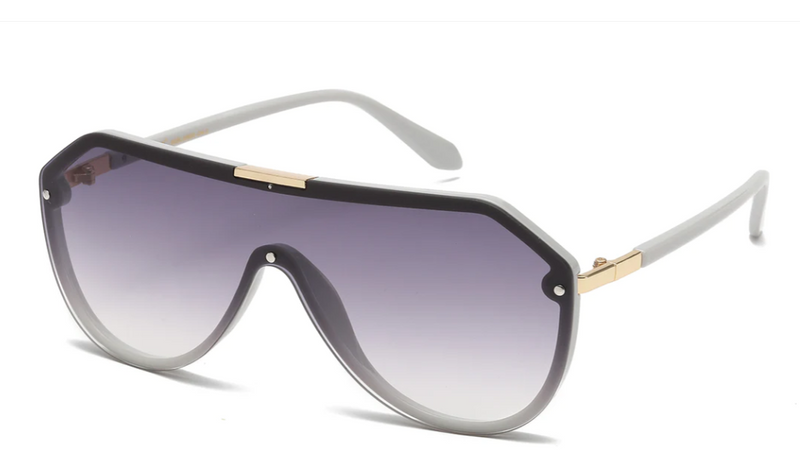 DISCOVER LUXURY EYEWEAR: GISELLE 8GSL22623 UNVEILED..