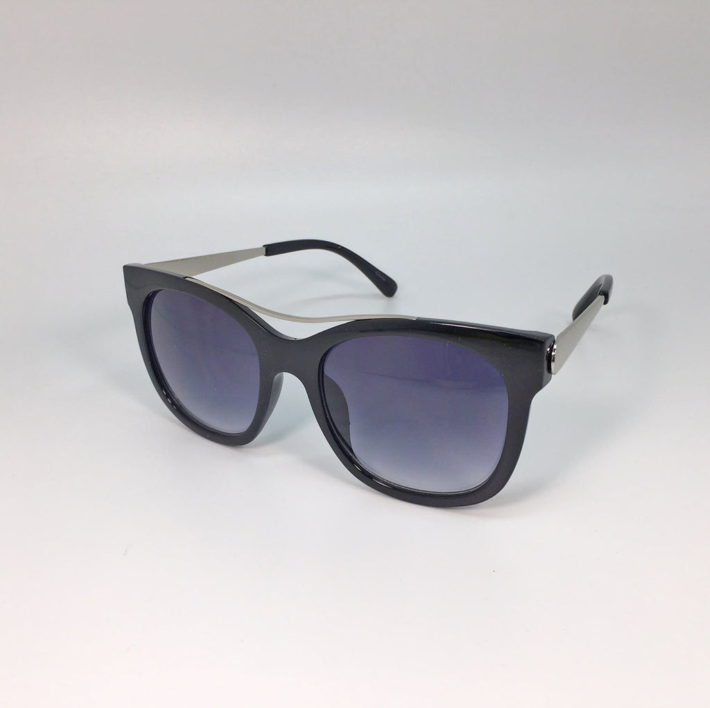 Big Face Wayfarer style women sunglasses